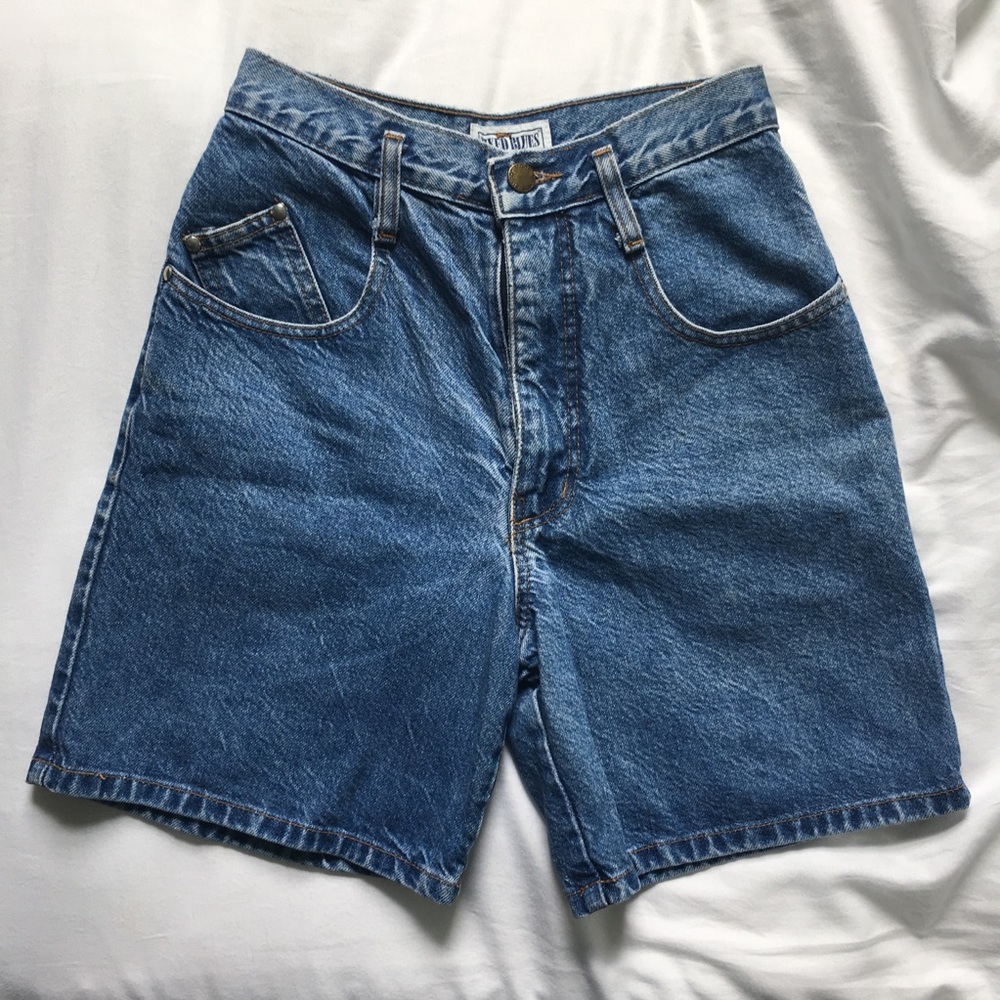 Vintage High Waisted Denim Shorts - size 24